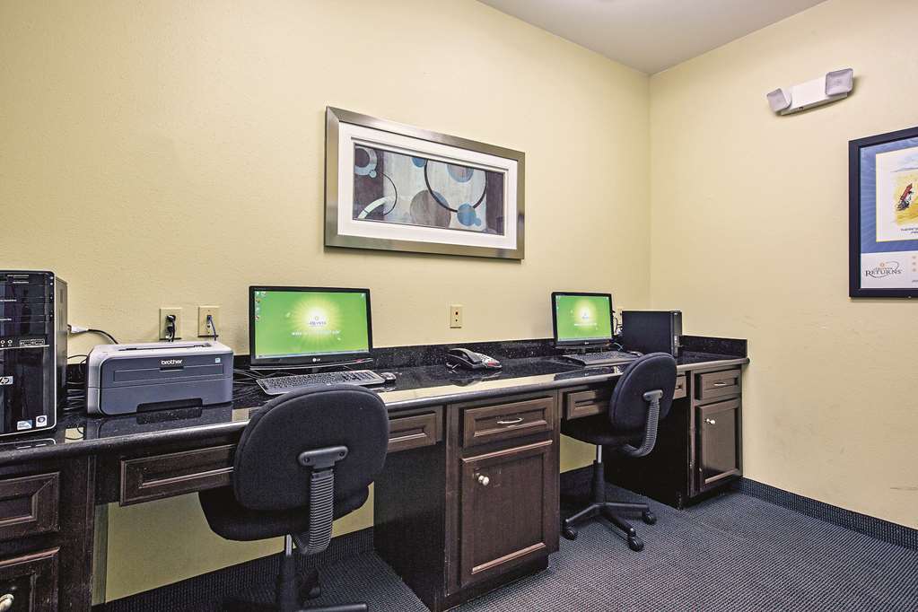 La Quinta By Wyndham Houston New Caney Facilities photo